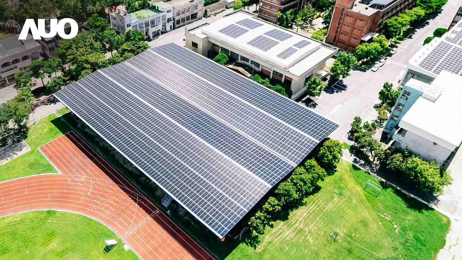 口袋牛店SunSteel光电整合型浪板具备快速安装、、、轻量化优势,,,可提升15%发电效能,,通过国际IEC与台湾VPC认证安全、、、、防漏、、耐候标准